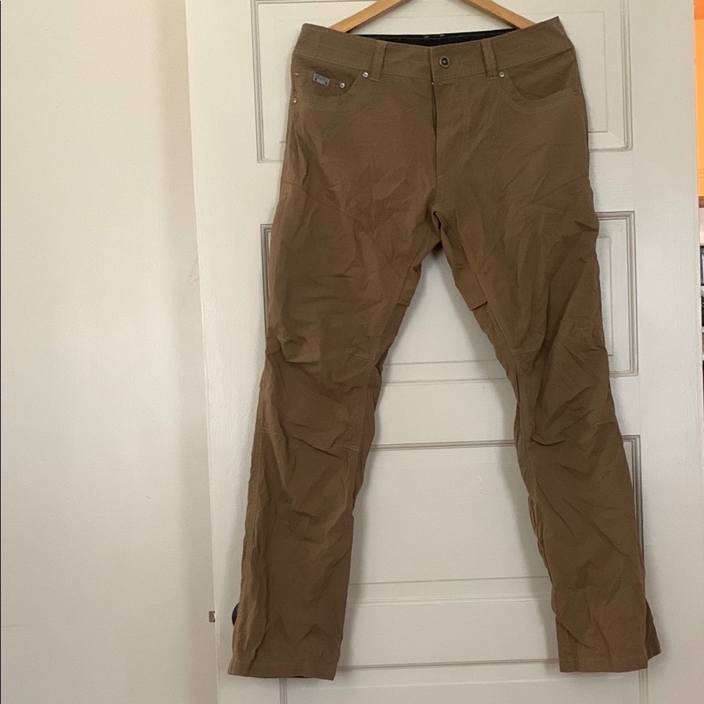 Kuhl Brown Chinos Relaxed Fit Durable